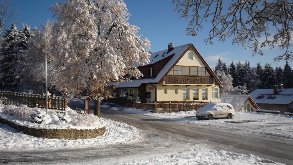 Penzion Na Podlesi Javorník Kültér fotó